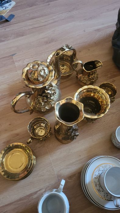 Porcelana w kolorze złotym ruskie złoto
