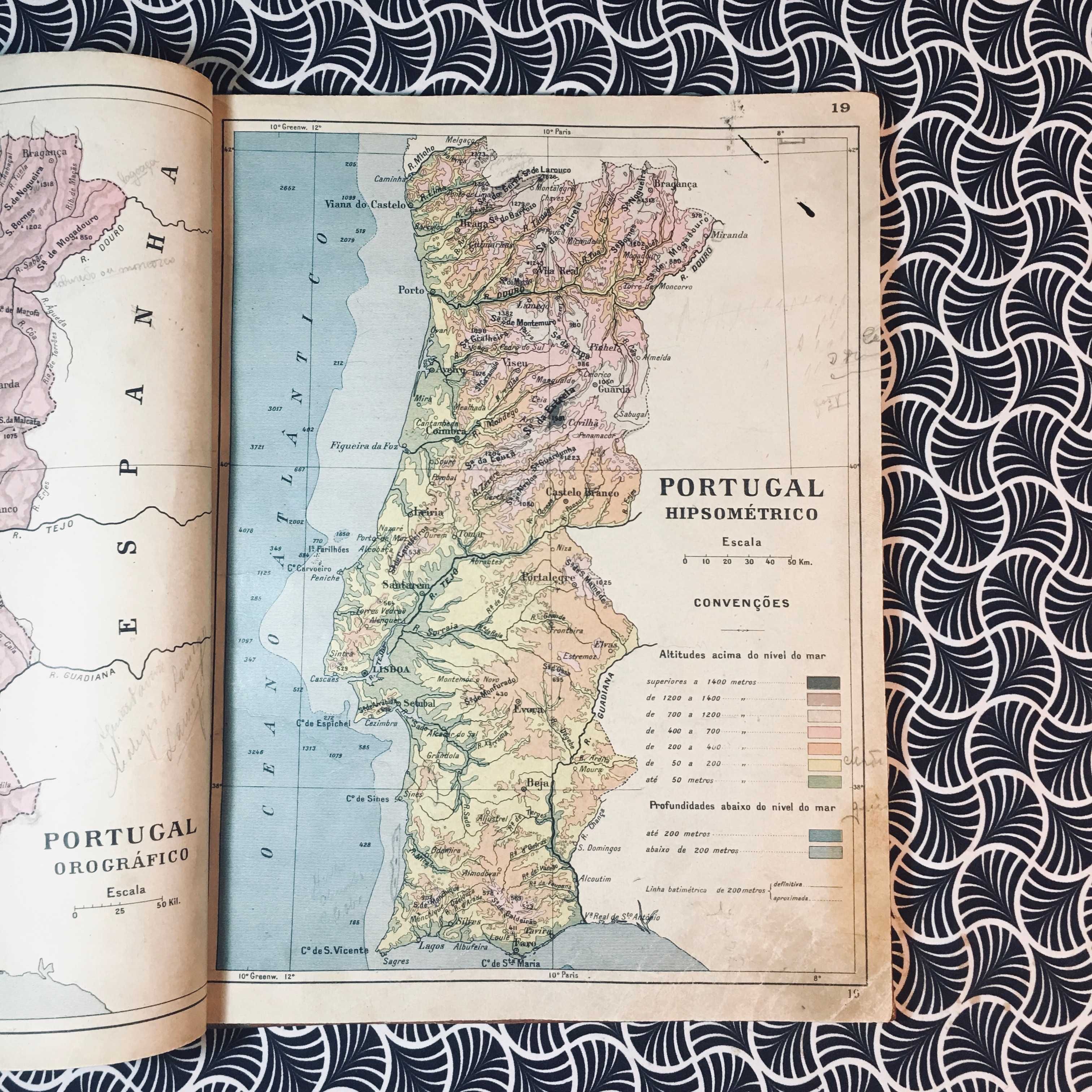 Novo Atlas Universal de Geografia e História - Monteiro & S. Lucci