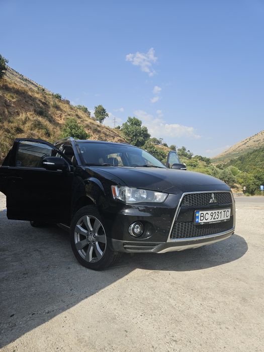 Mitsubishi Outlander FL 2.0 4WD