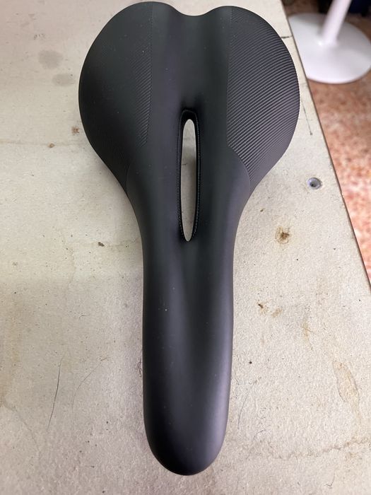 Assento novo para bicicleta de montanha