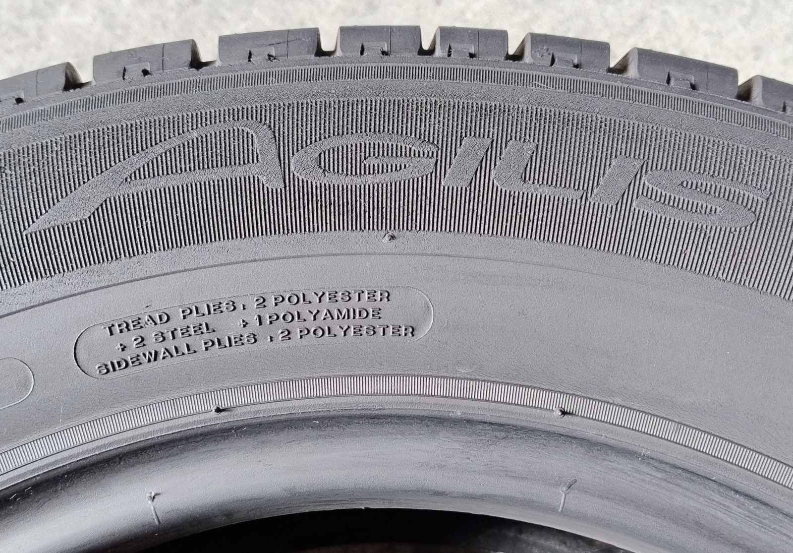 Шини літні R16C 235/65 Michelin Agilis