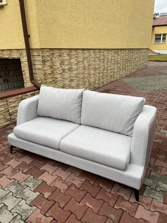 Nowa Sofa (kanapa). Kolor szary