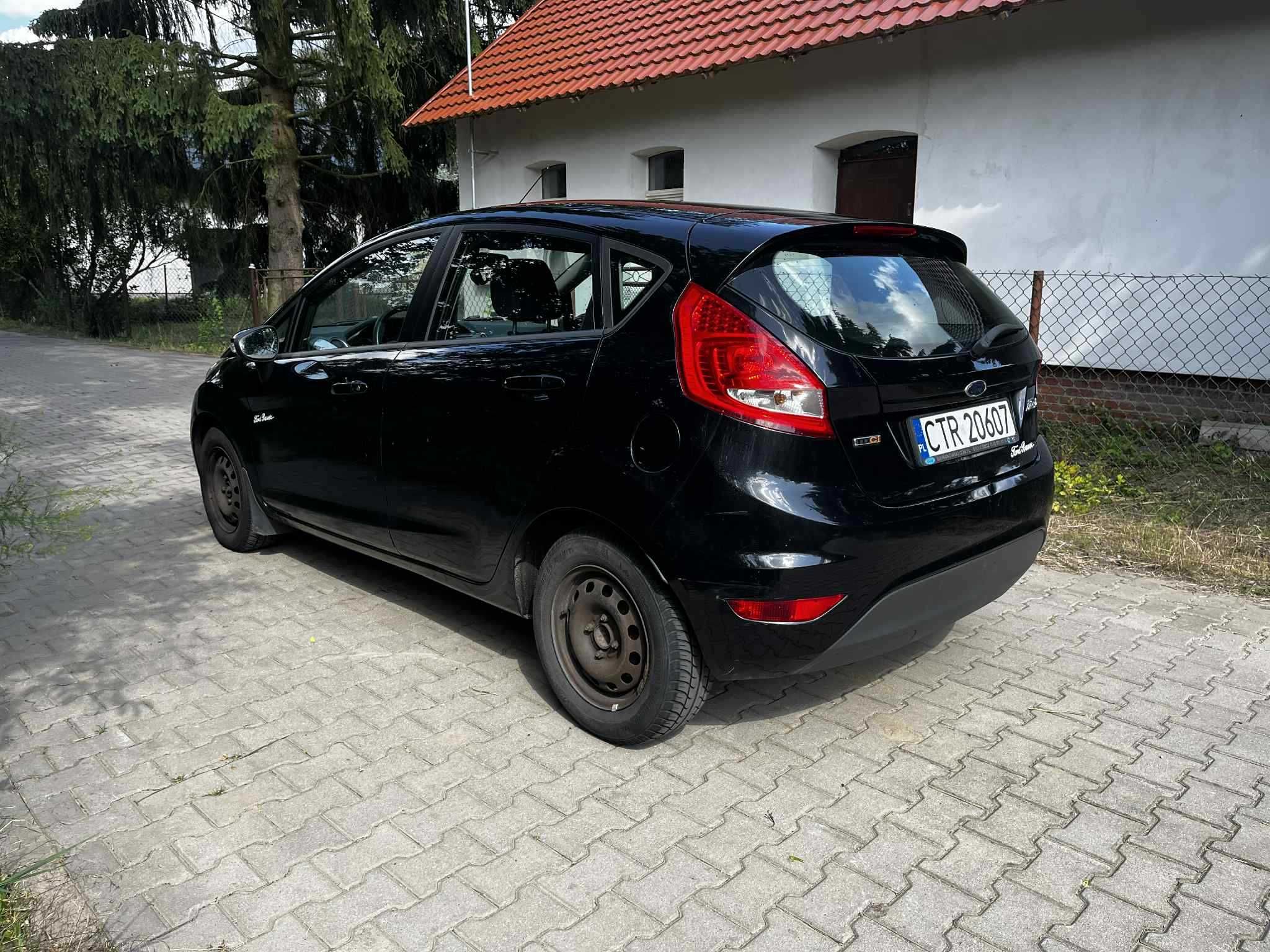 Ford Fiesta Mk7 1.6 TDCi – 2009 – 181 000 km Panther Black (metallic)