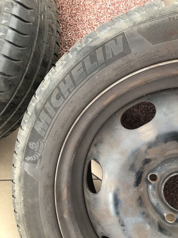 Citroen felgi 4x108  16 stalowe z oponami