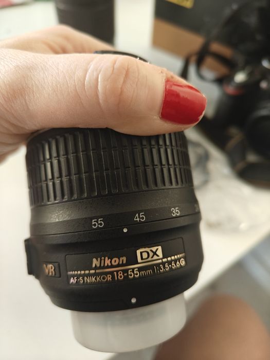 Aparat lustrzanka Nikon D 3200 obiektyw 18 55 vr kit