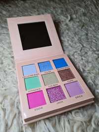 Paleta cieni do powiek cienie Revolution Friends Chandler Shadow