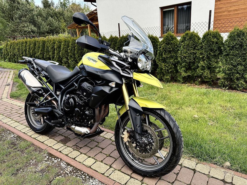 Triumph Tiger 800