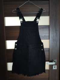 Krótka sukienka czarny jeans ogrodniczka