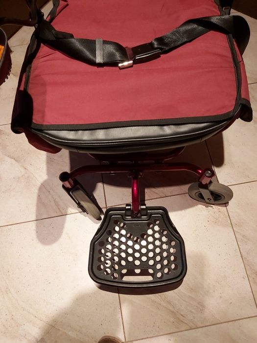 Elektryczny wózek inwalidzki - super stan - używany tylko miesiąc