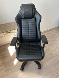 Крісло офісне для геймерів DXRacer Master Max DMC-I233S-N-A2 Чорне