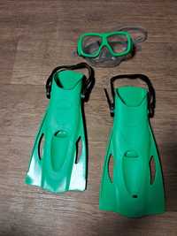 Маска и ласты для подводного плавания детские.