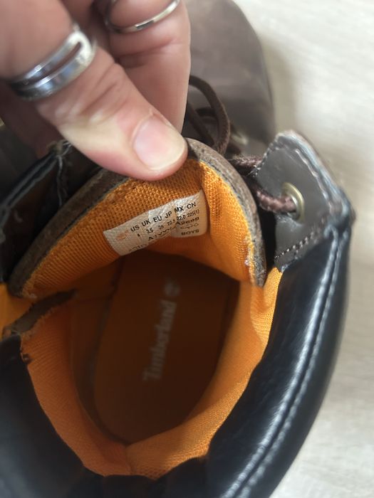 Bota Timberland em pele