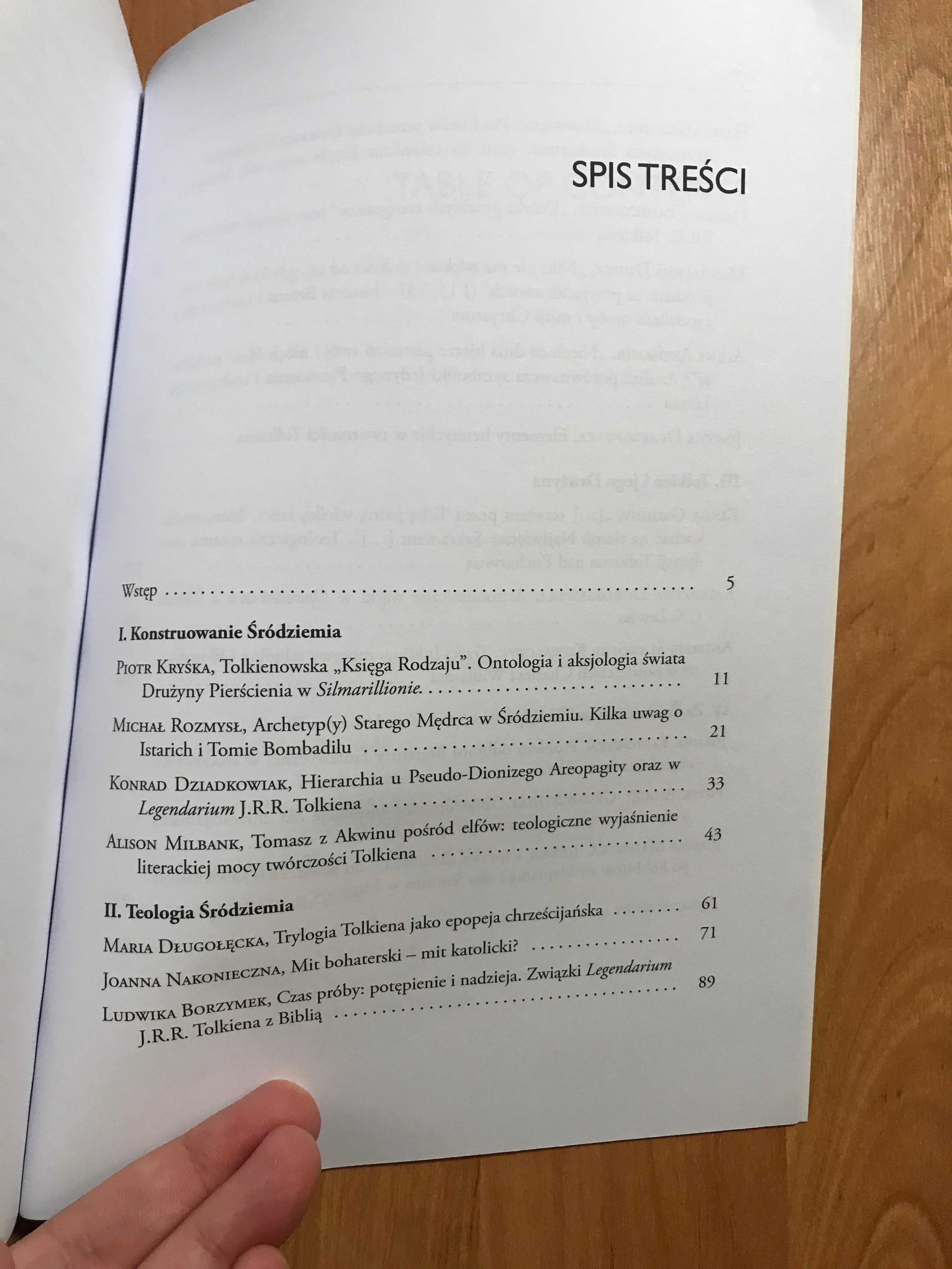 Tolkien Legendy uświęcone Twórczość Tolkiena a Chrześcijaństwo Hobbit