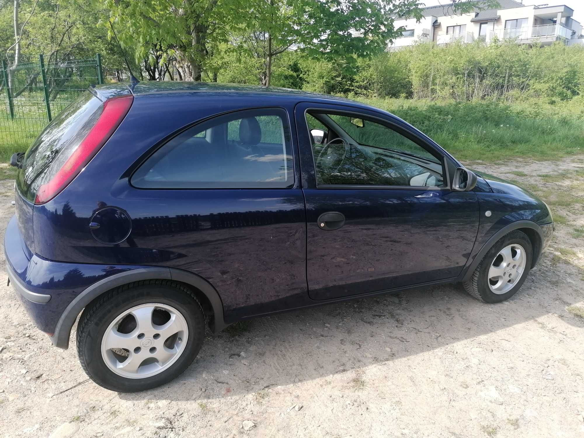 Opel Corsa 1.0 2004 r.