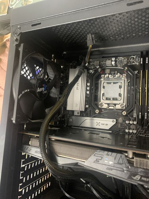 Відеокарта Asus ROG Strix GTX 1060 6GB — ідеальний стан