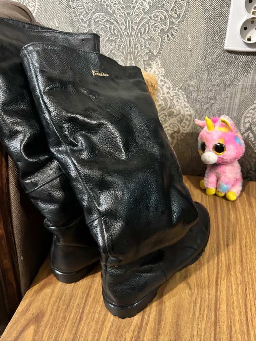 Продам шкіряні сапоги жіночі