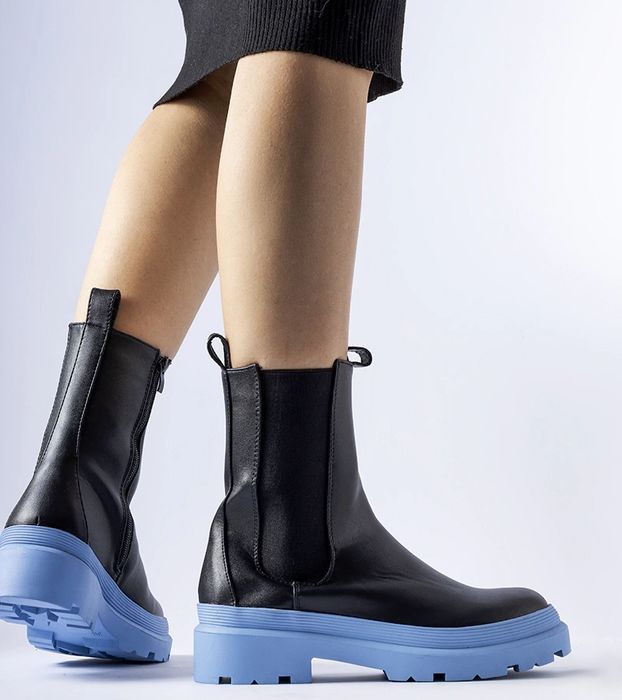 Czarne buty na niebieskiej podeszwie Georgette