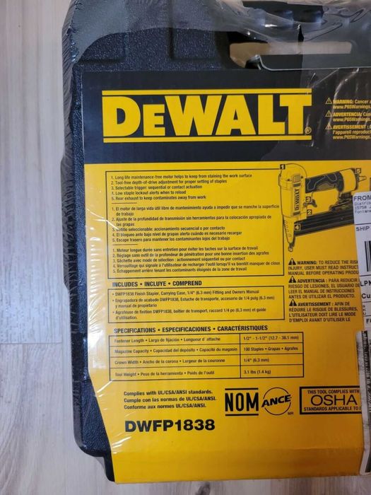 Пневматичний Степлер скобозабивач Dewalt DWFP1838 новий зі США