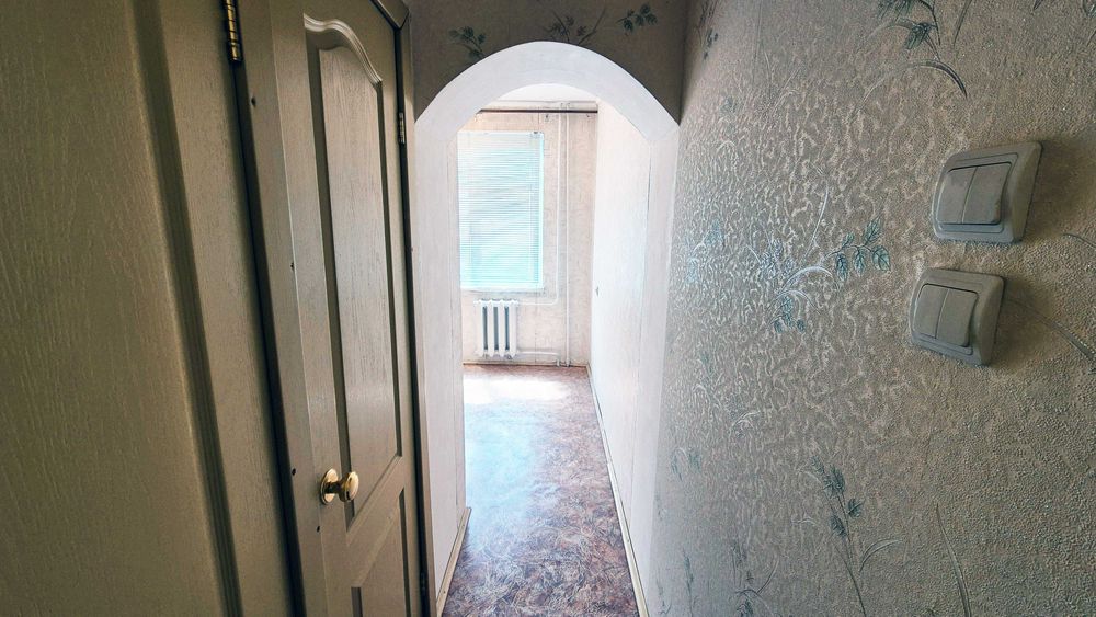 Однокімнатна квартира 33,5 м.кв., 4 пов., вул.Леонтовича (Пушкіна), 78