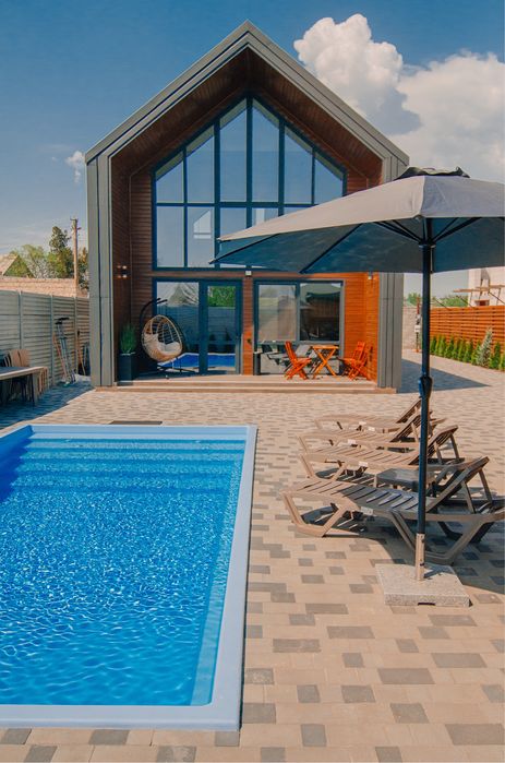 Аренда .Дом с бассейном (ПОДОГРЕВ ЕСТЬ)баня ,чан ,беседка .