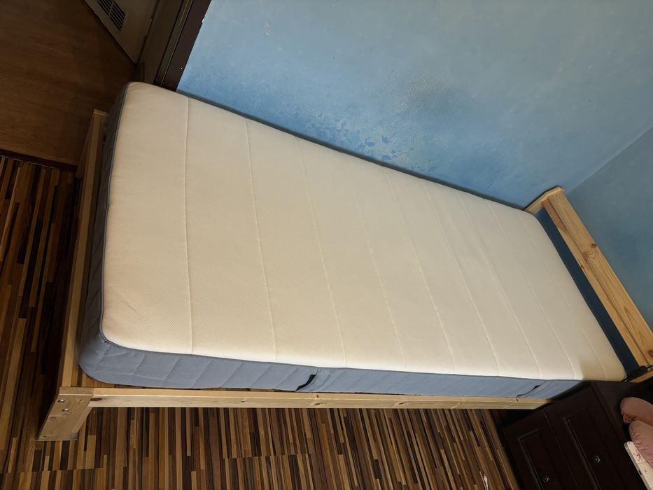 Łóżko Ikea 90x200 z materacem