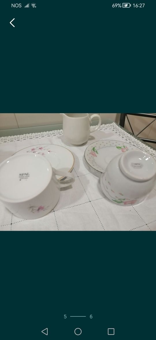 Chávenas variadas+tegelas mil flores+oferta mãe+cesto flores
Chavenas