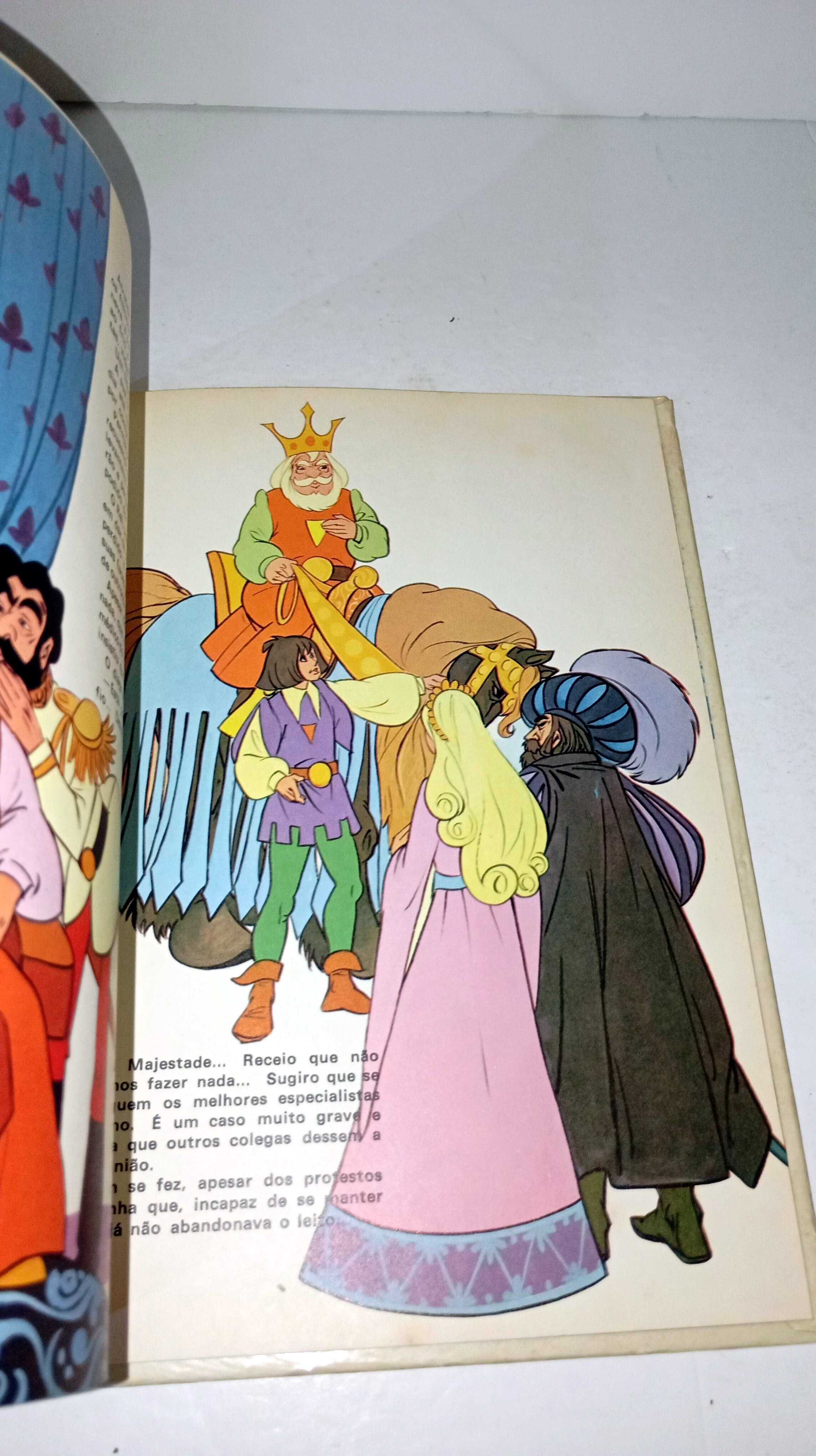 A fera Peluda - Contos Clássicos Editora