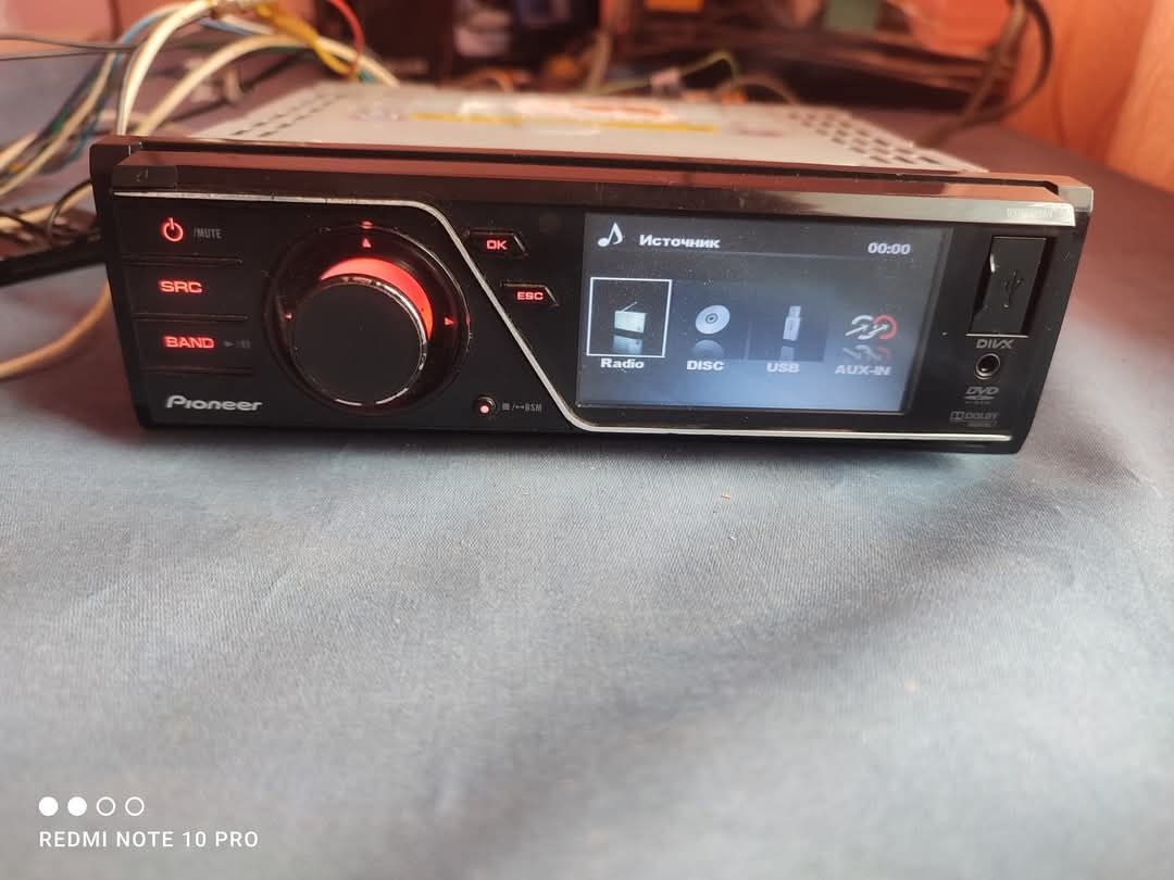 Продам магнитолу pioneer