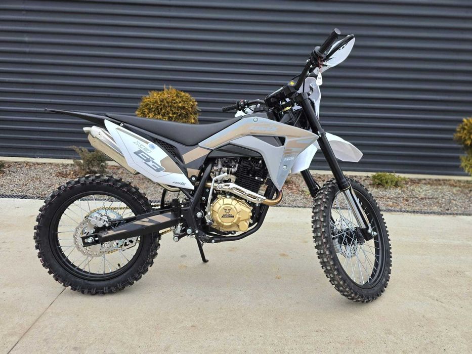 Cross ASIX XB-83 transport, raty, crossy supermoto,