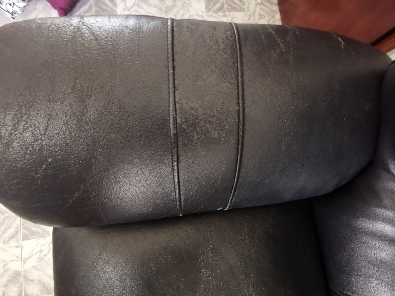 Conjunto de Sofás de Couro
