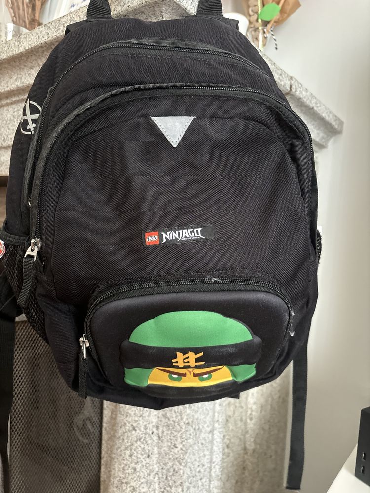 Mochila e estojo Ninjago