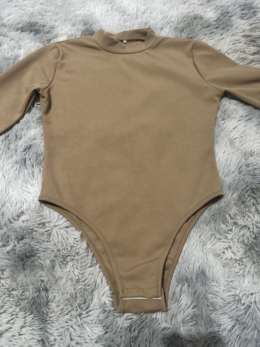 Body beżowe  rozmiar L