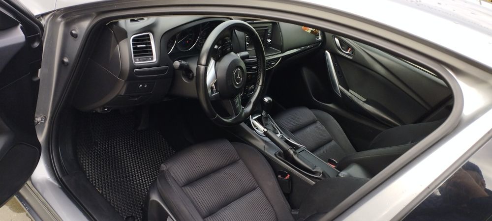 Mazda 6 Sport 2014 Silver 2.5L
Авто як приїхало з США заводилось і їха