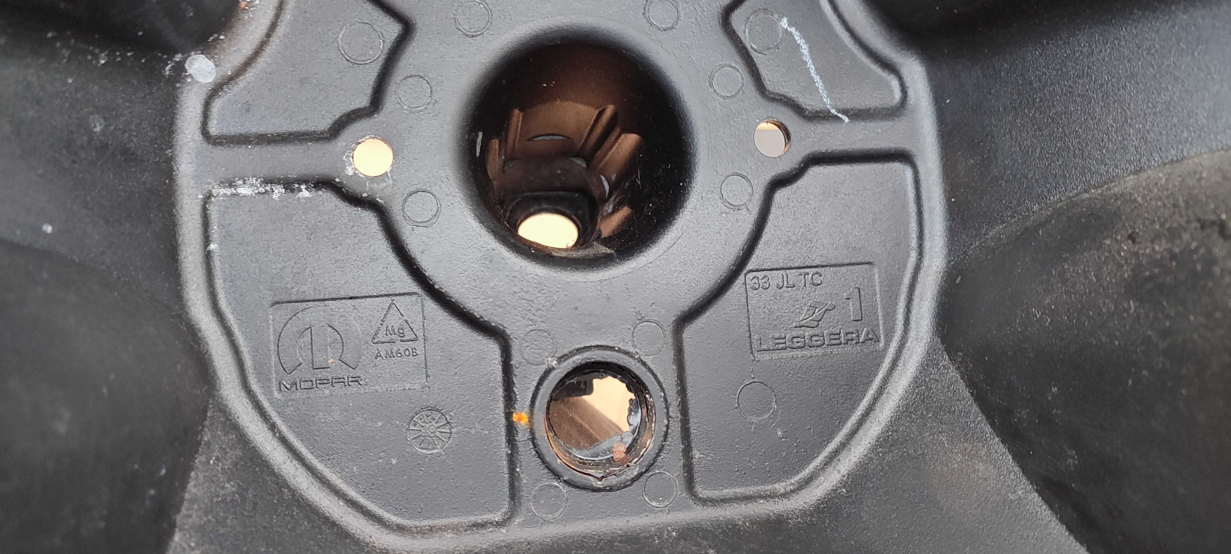 Jeep Wrangler JL 18- mocowanie koła zapasowego uchwyt koła idealny