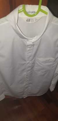 Camisa branca de rapaz