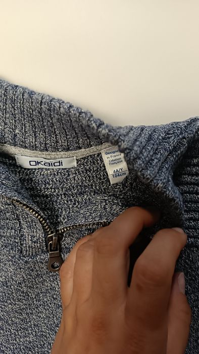 2 swetry chłopięce rozmiar 104