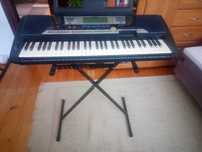 Stojak pod keyboard
