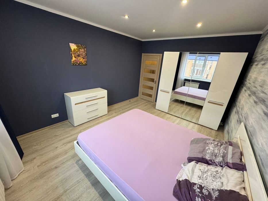 2 кімн кв Університетська 2ф ЖК Карат р-н Центрального парку