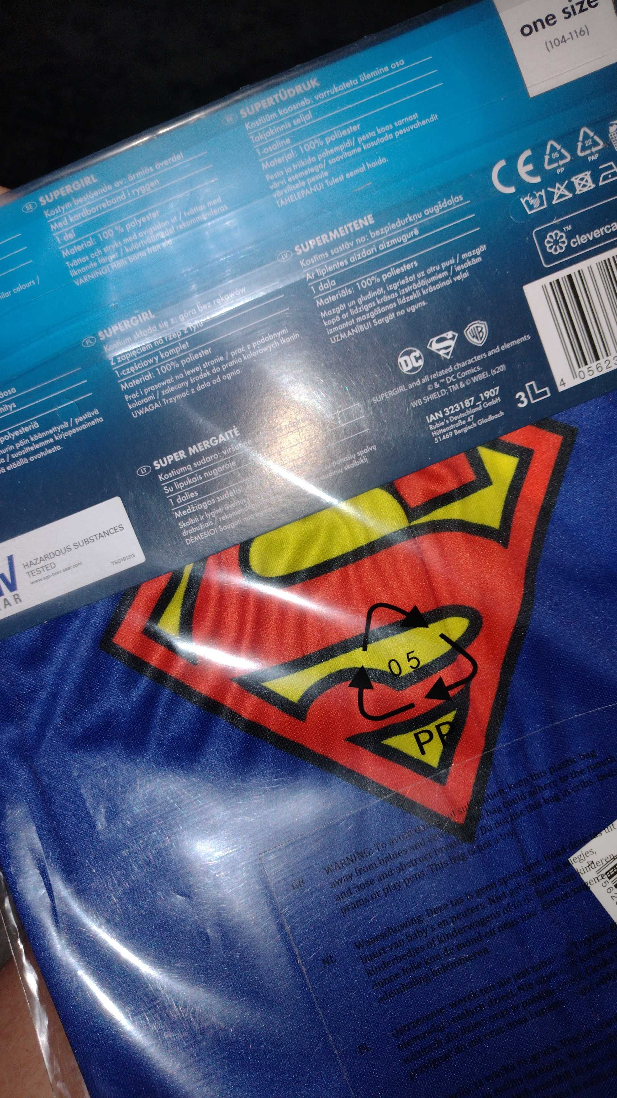 Supergirl kostium
Rozmiar one size 104-116cm