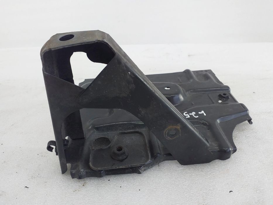 Base / caixa da bateria TOYOTA Aygo (_B1_)