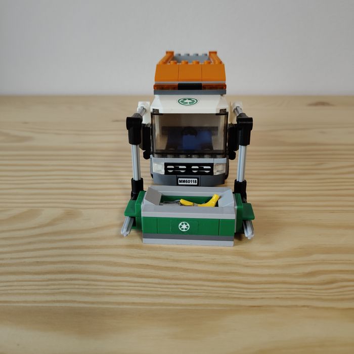 Śmieciarka lego 60118