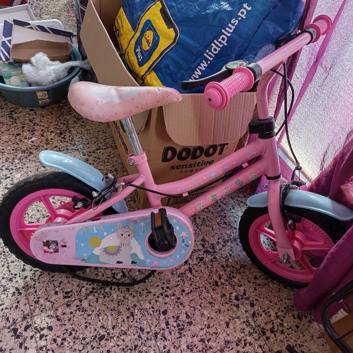 Bicicleta de criança (menina) usada