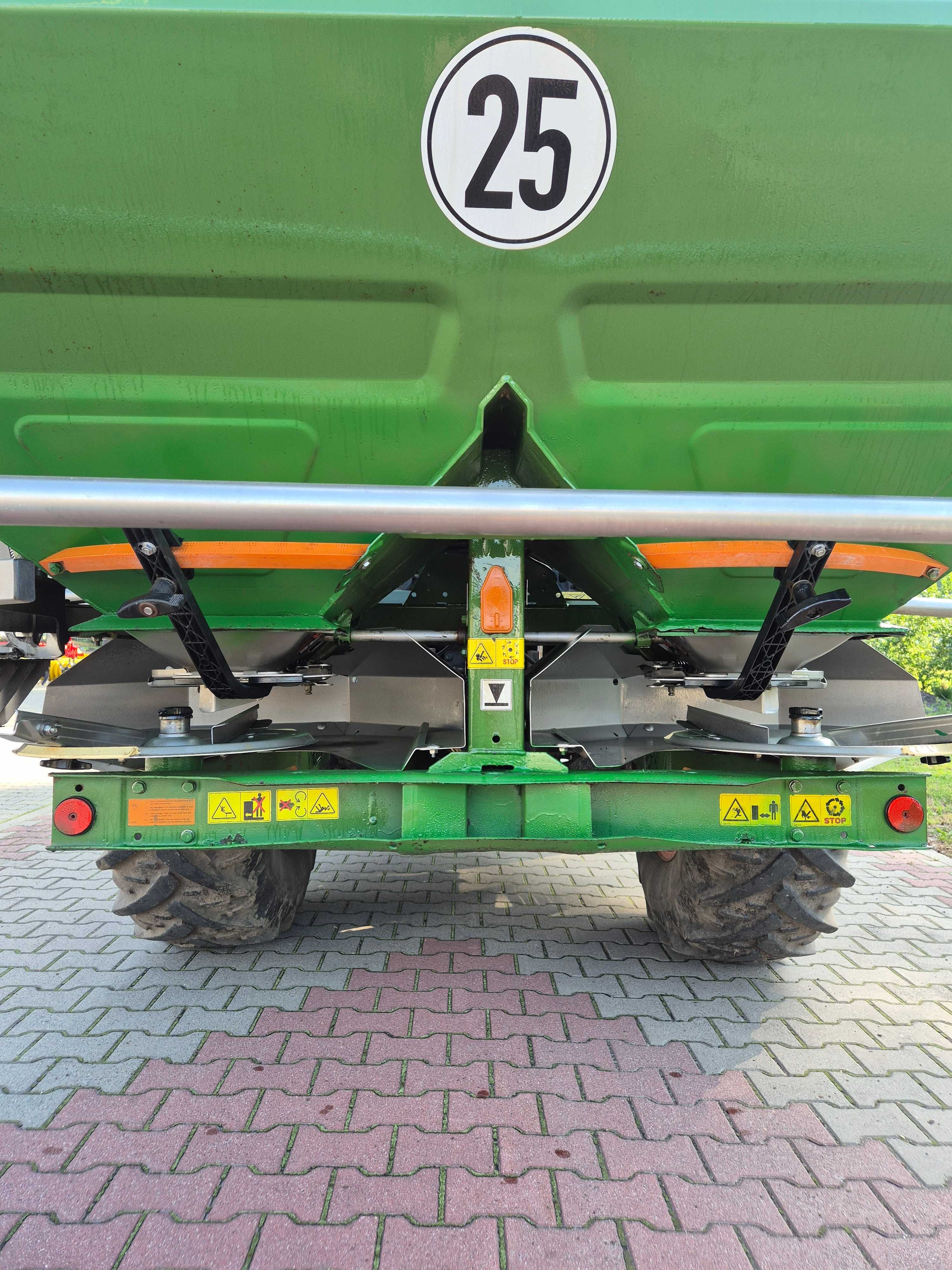 Rozsiewacz Amazone ZA-M 1500