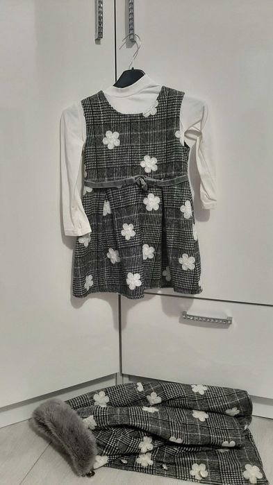 Płaszczyk + sukienka+ sweterek komplet