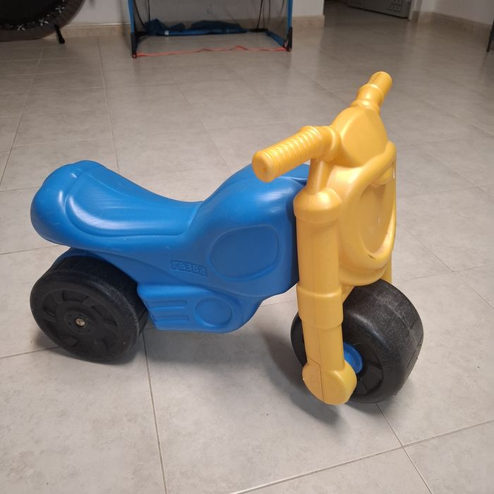 Moto brinquedo criança sem pedais