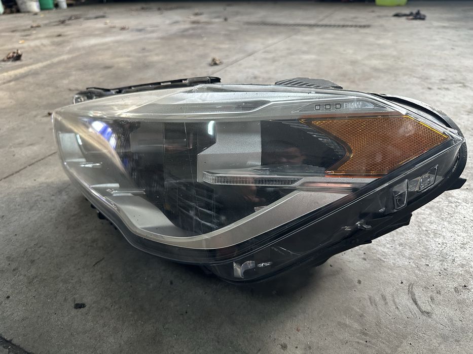 Lampa lewa bmw x1 f48