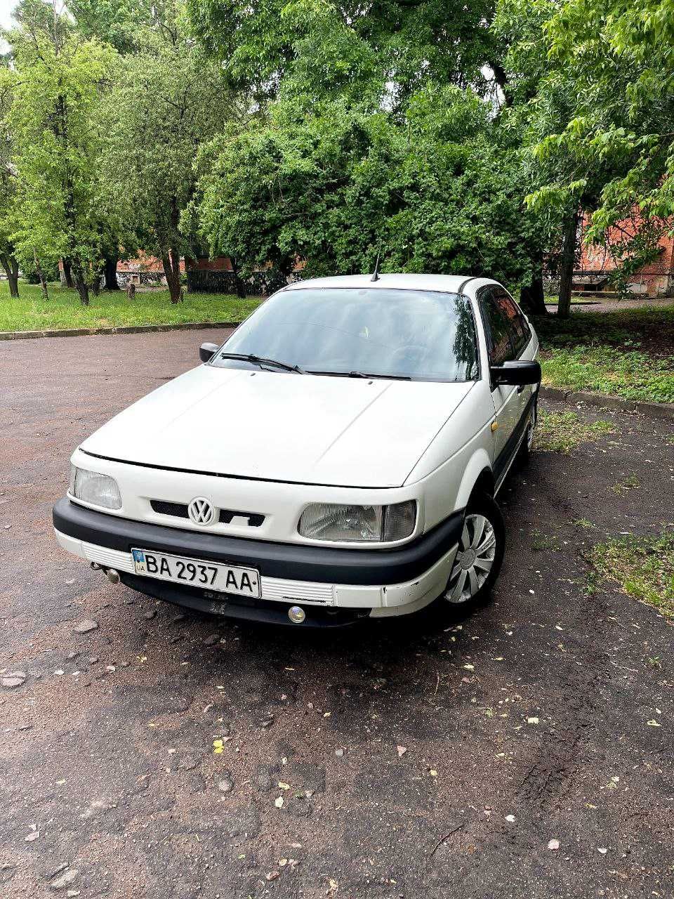 Продам Volkswagen Passat B3(1989)