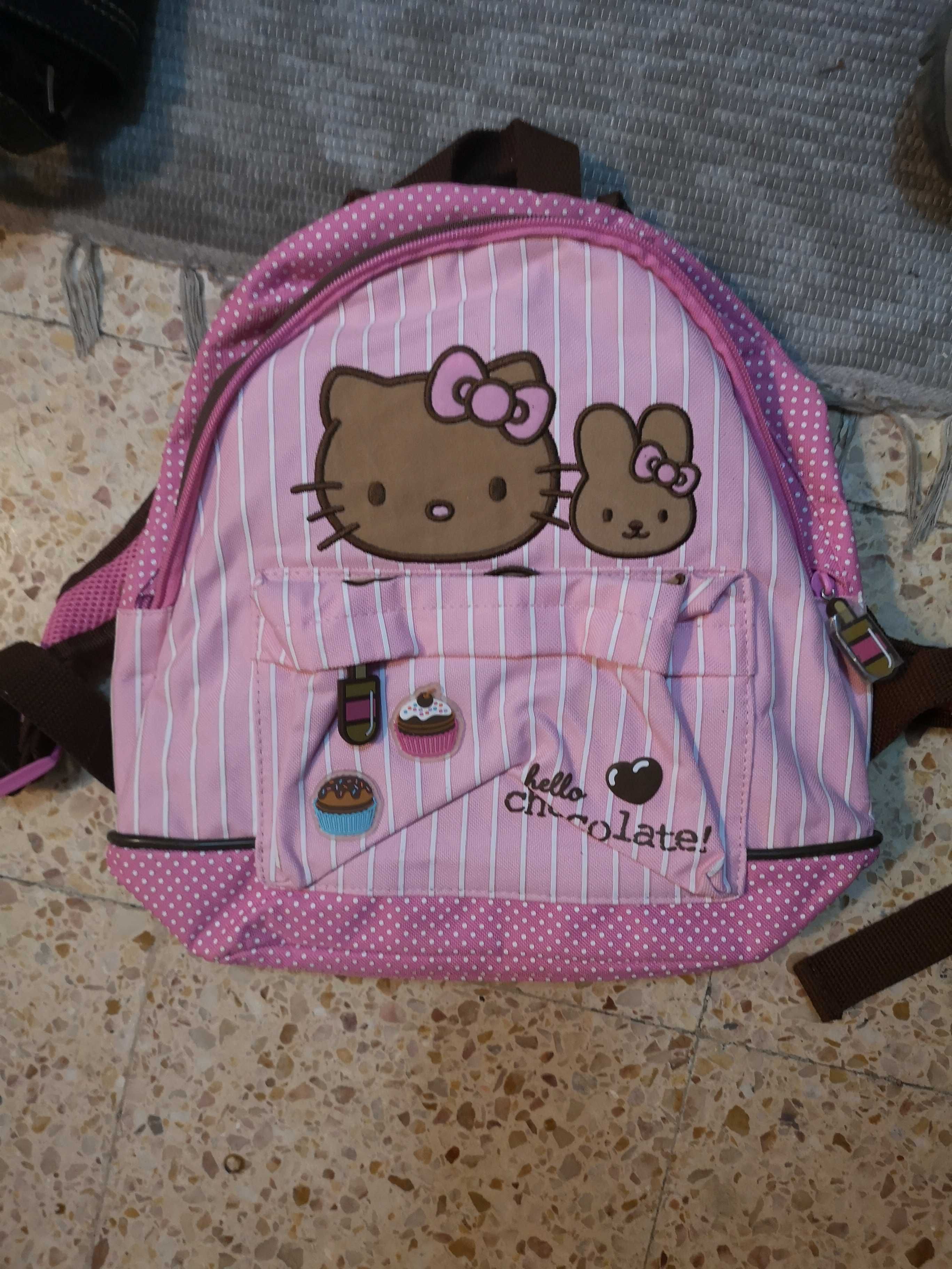 NOVO - Mochila + Lancheira / NOVO - Mochila + Estojo da Hello Kitty