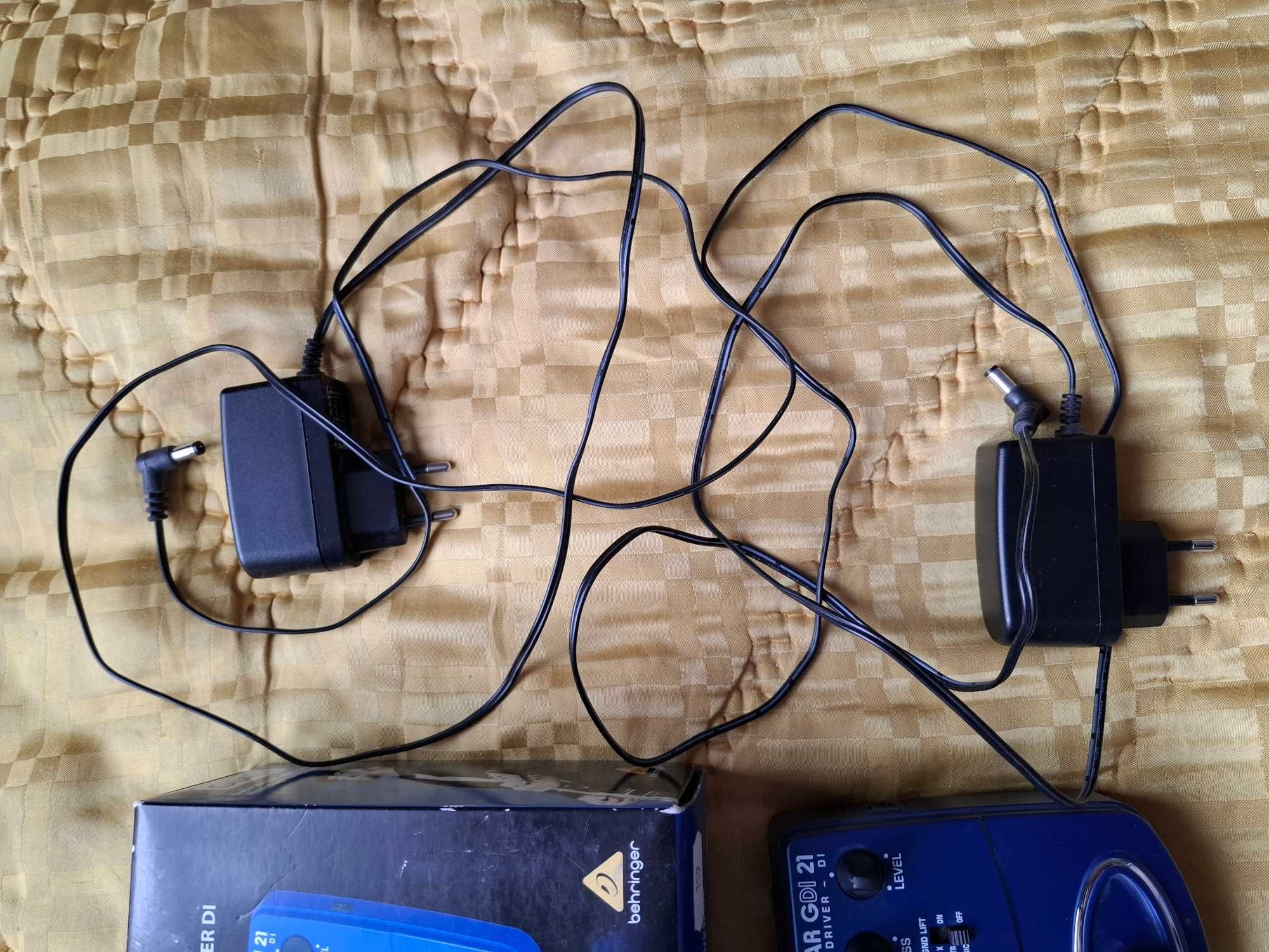 Behringer GDI21, DD600, DR600 - efekty gitarowe zestaw + 2 zasilacze