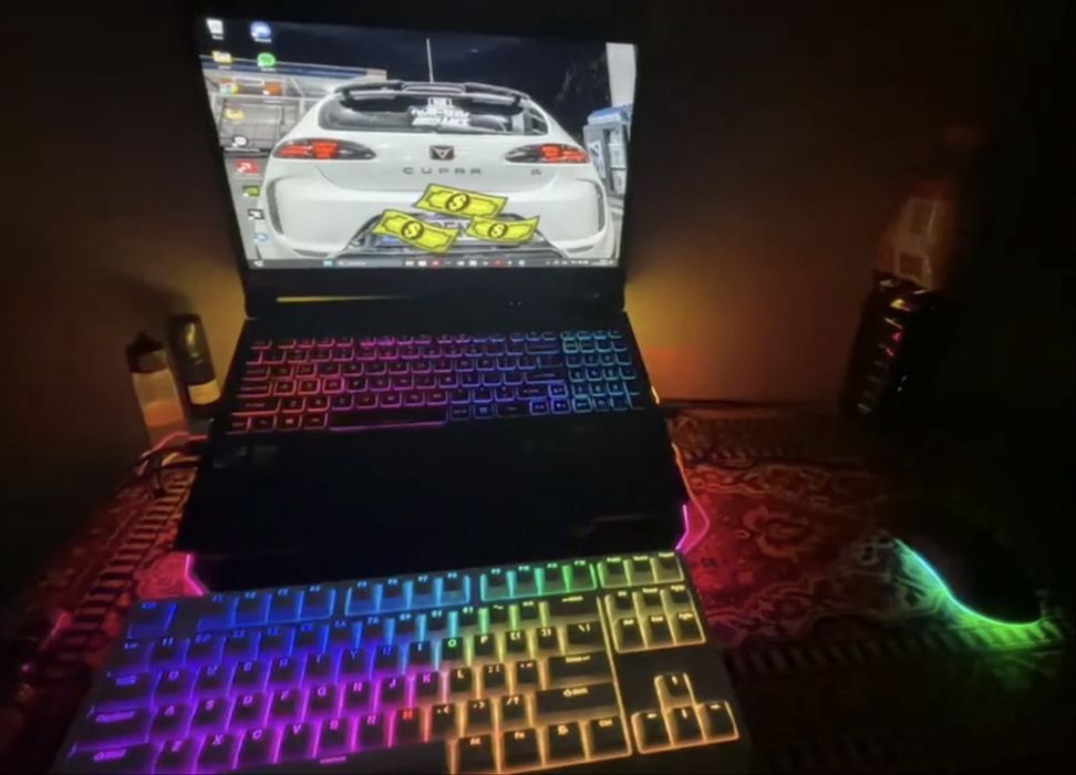 Laptop Gamingowy  Nitro 5 3060rtx, 2.5TB